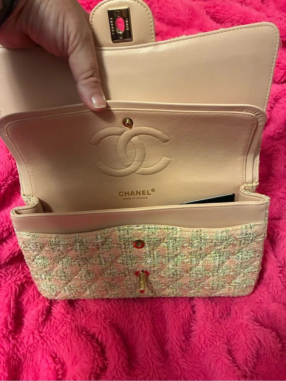 CHANEL Pastel Pink and Cream Tweed Shoulder Bag with Gold Chain